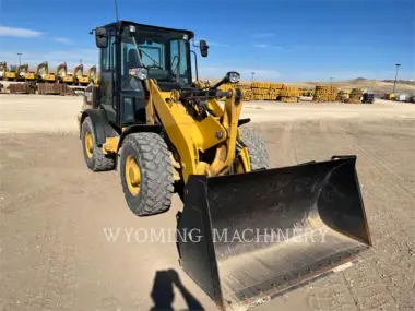 2016 Caterpillar 906M for sale