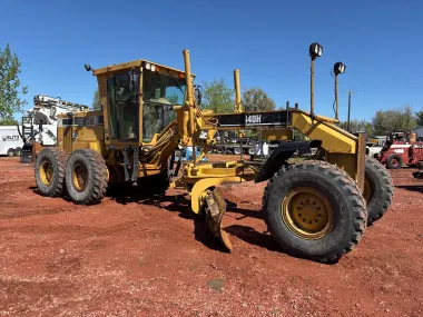 1998 Caterpillar 140HNA for sale