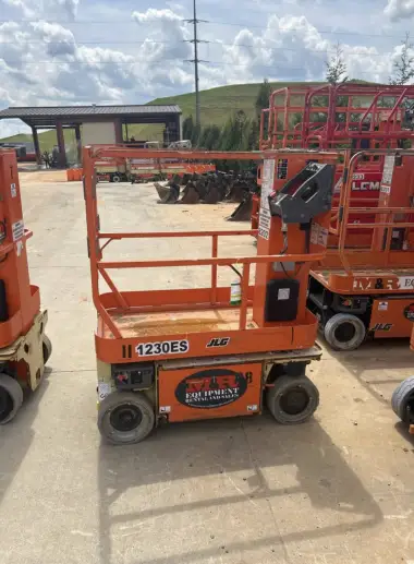 2011 JLG 1230ES for sale