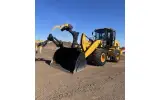 2022 CAT 930M
