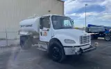 2015 Freightliner M2106