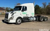 2015 Volvo VNL