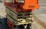 2017 JLG 2632ES