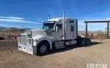 2020 Kenworth W990