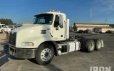 2015 Mack CXU613