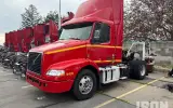 2016 Volvo VNM42T
