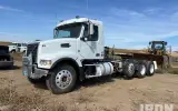 2014 Volvo VHD