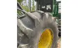 2017 John Deere 748L