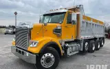 2020 Freightliner 122SD