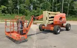 2017 JLG 450AJ