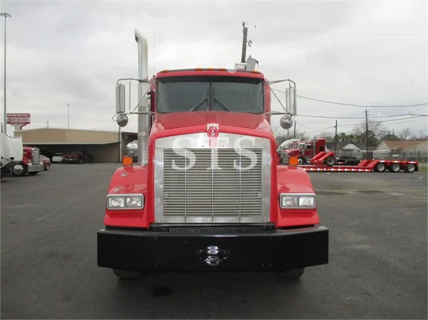 Used 2009 Kenworth T800 Speciality truck for sale.