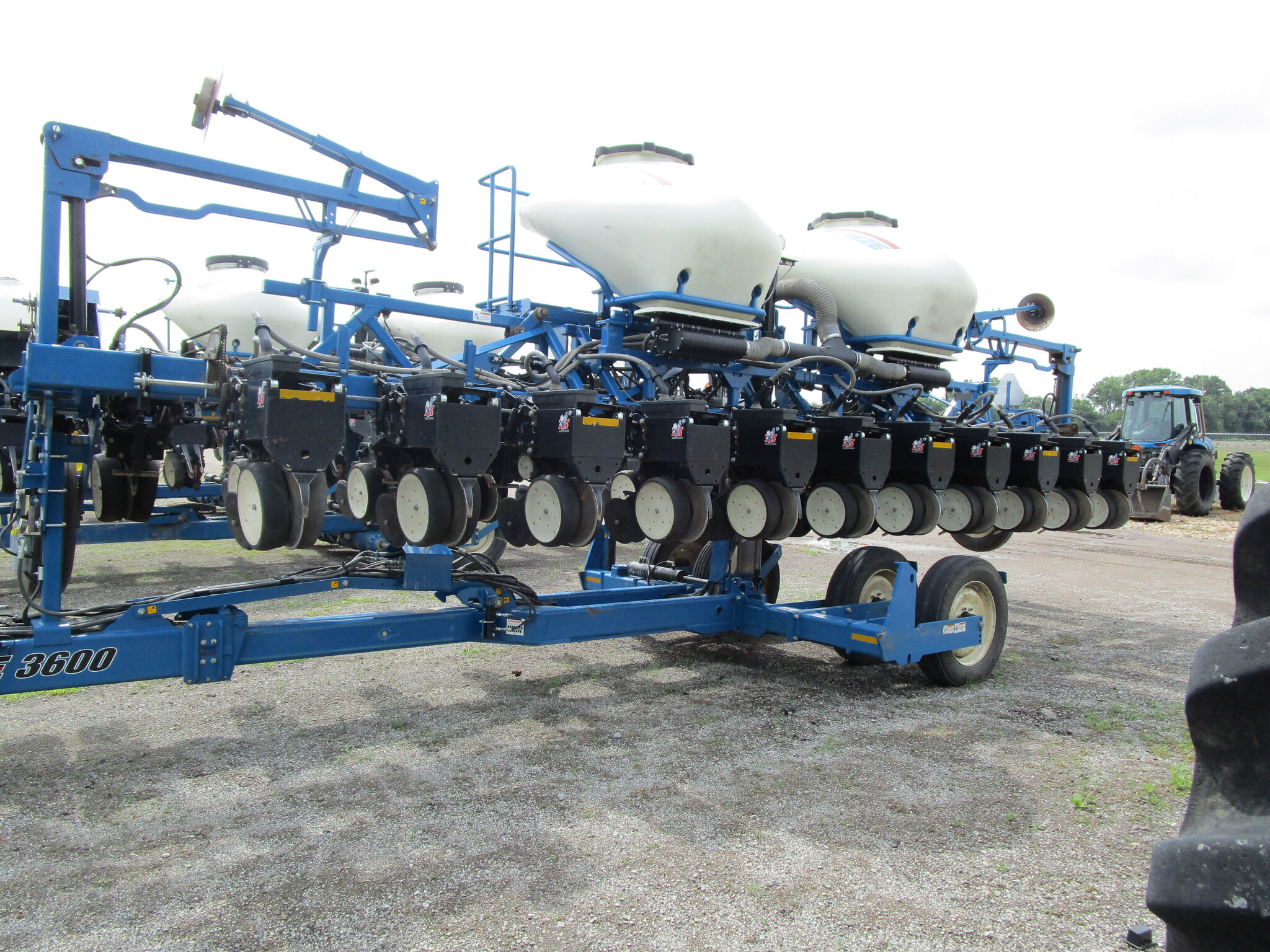 Used kinze heavy equipment for sale boom bucket