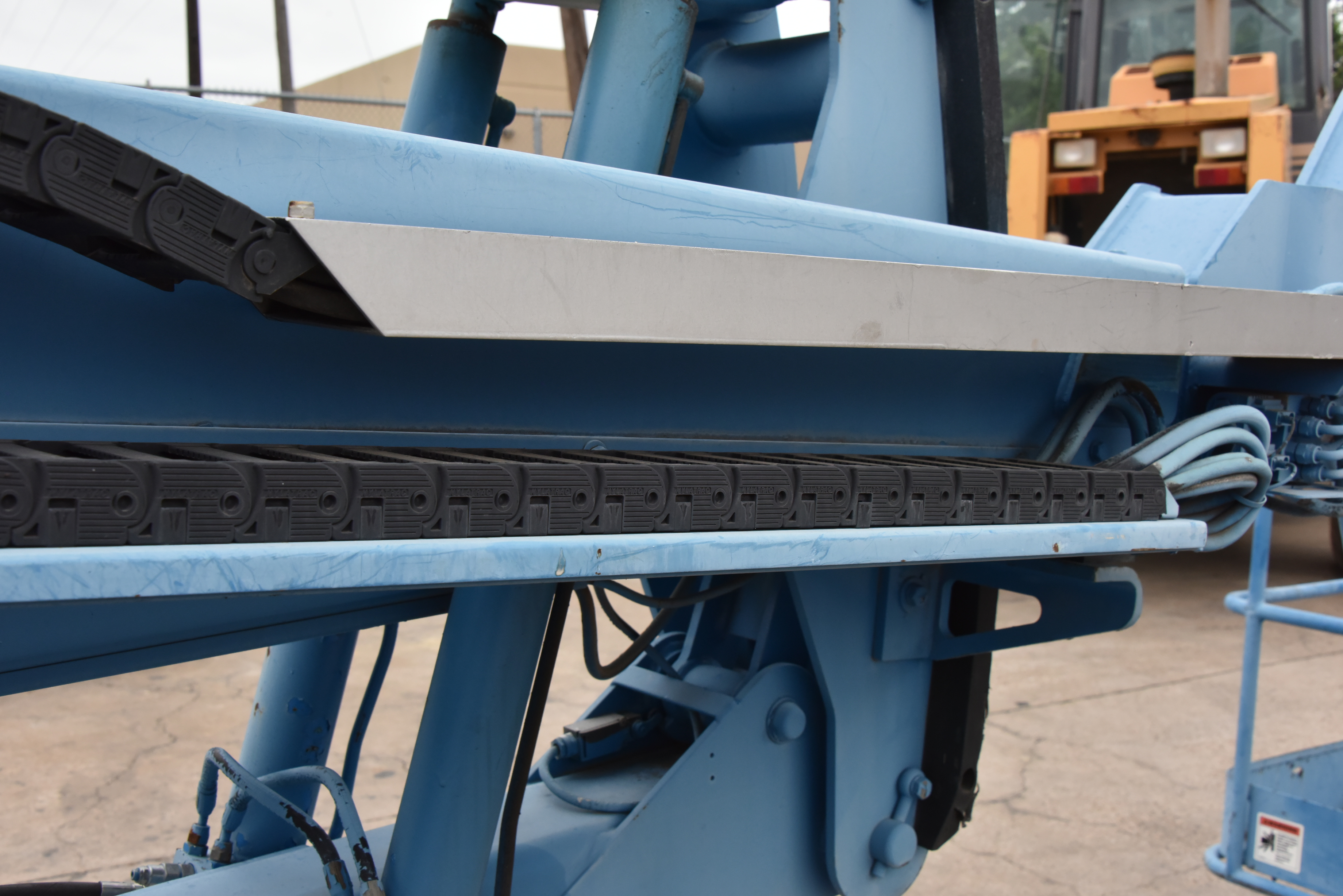 Used 2000 Genie Z45-25 Lift #A1571129 for sale