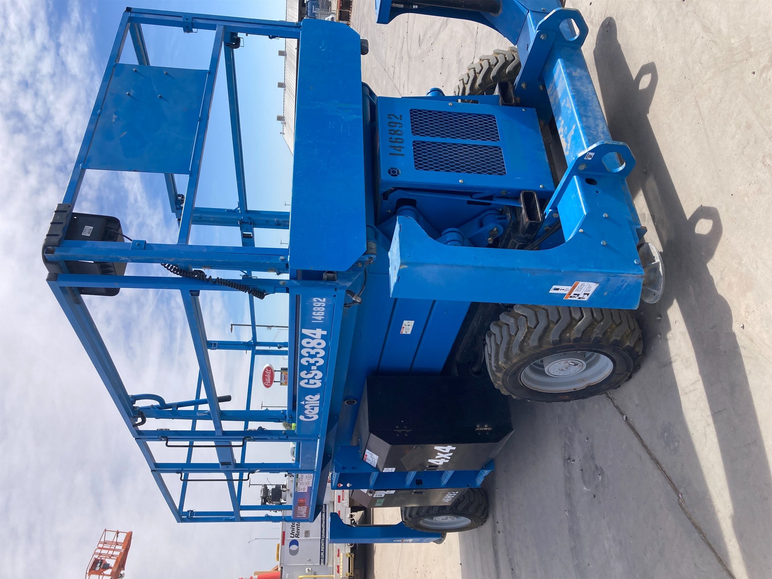 Genie GS-3384 RT Rough Terrain