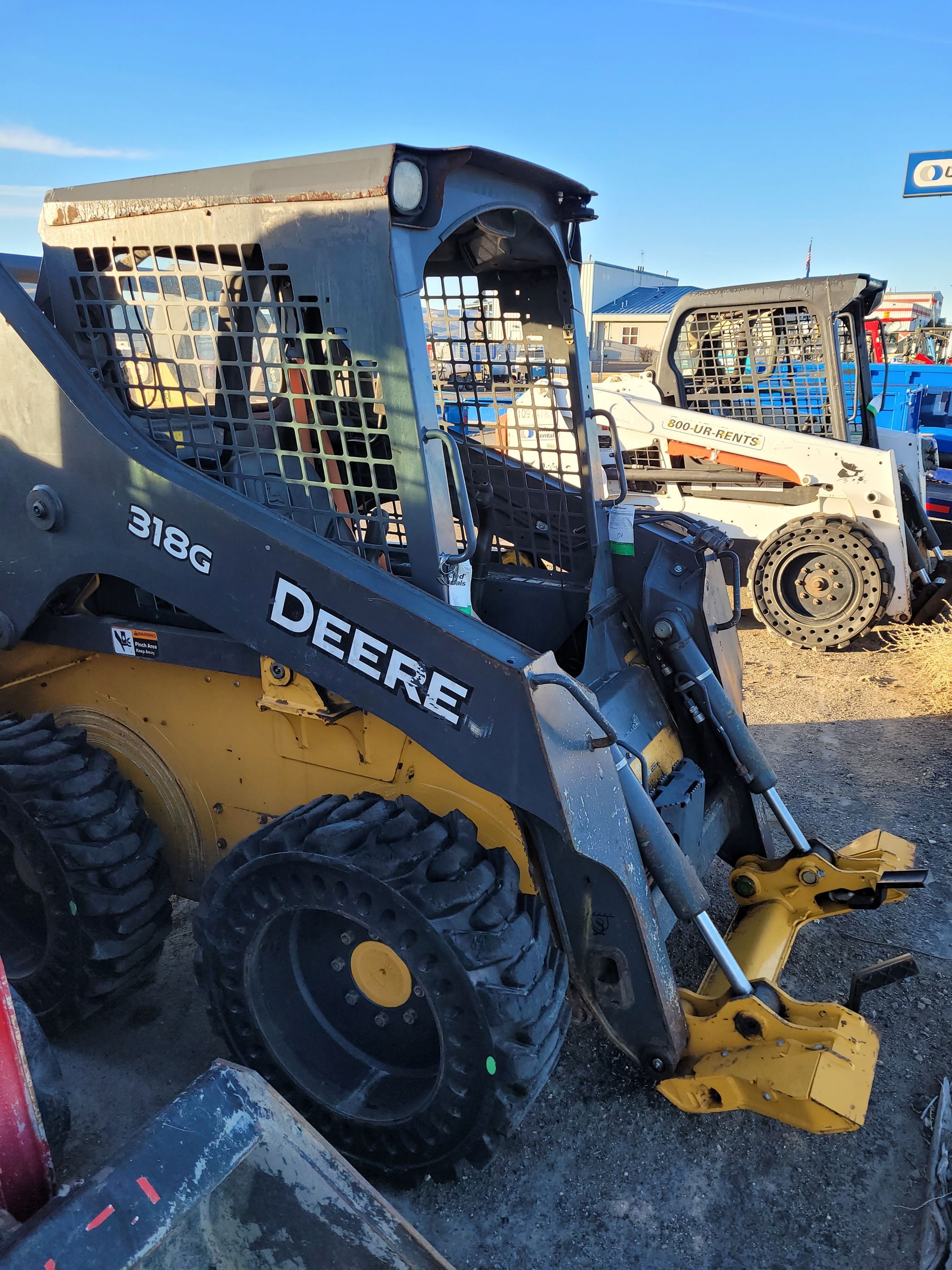 Used John Deere 318G for sale - 1 Listing