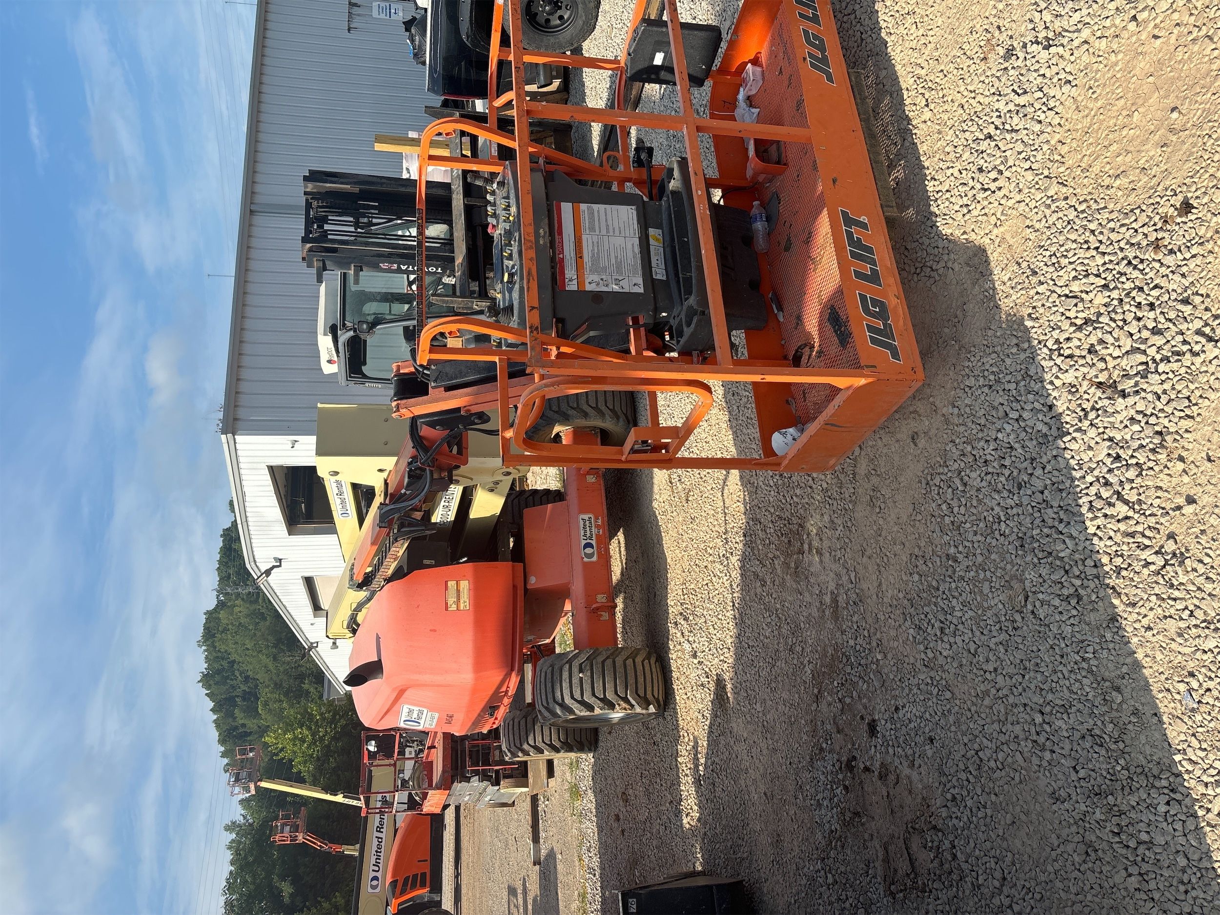 JLG 450AJ Articulating