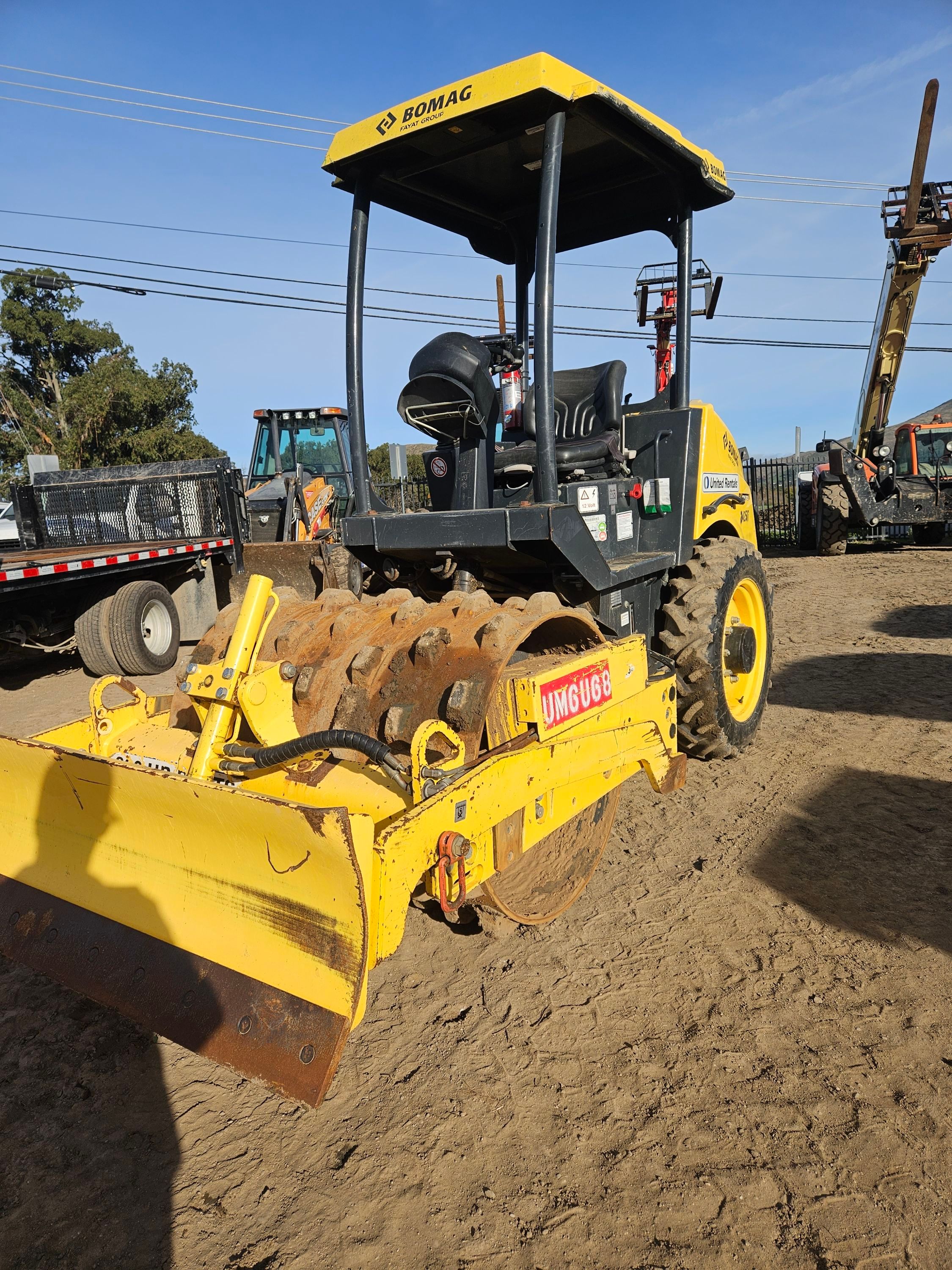 BOMAG BW124PDH-5 Single Drum