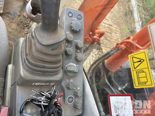 Used 2015 Hitachi ZX250LC-5N Excavator #A1209012 for sale