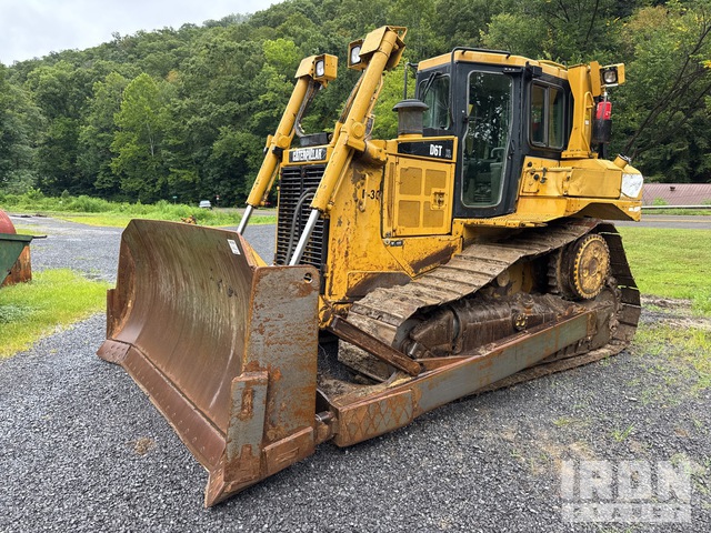 Caterpillar D6T XL