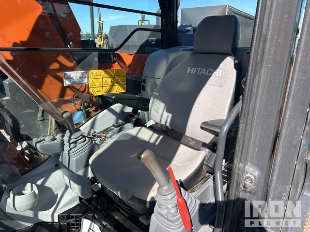 Used 2020 Hitachi ZX135US-6 Excavator #A8745268 for sale