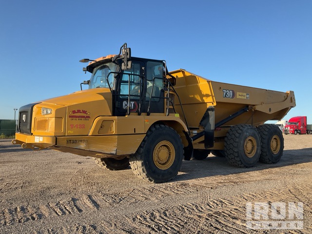 Caterpillar 730