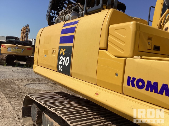 Used 2022 Komatsu PC210LC-11 Excavator #A4768551 for sale