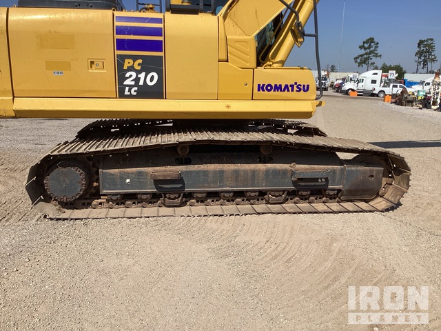 Used 2022 Komatsu PC210LC-11 Excavator #A4768551 for sale