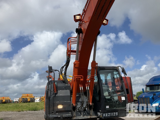 ゆん Used 2021 Hitachi ZX245USLC-6N Excavator #A5808604 for sale
