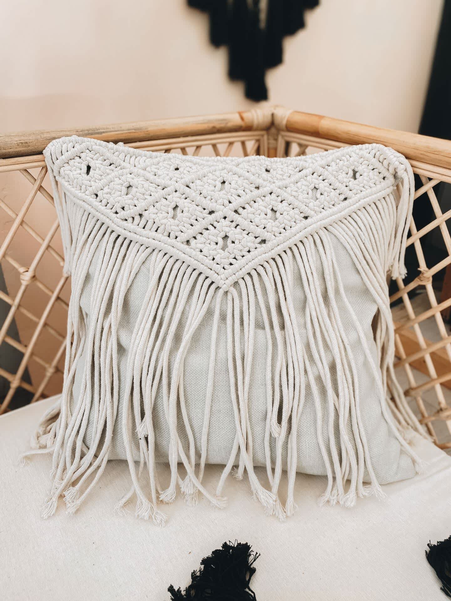 Pillow Cover Macrame 04