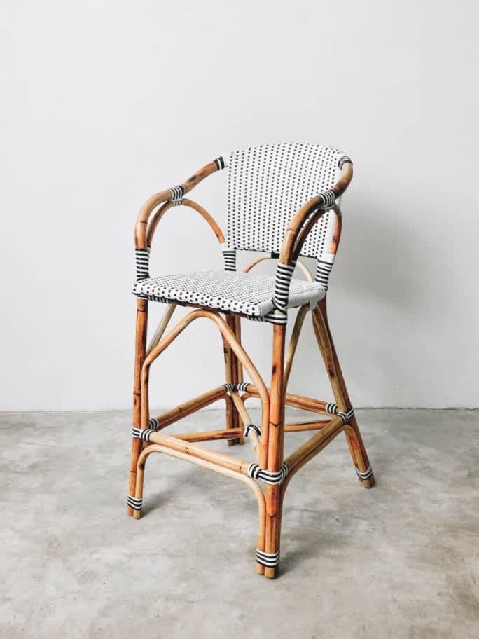 Arm Synthetic Highchair