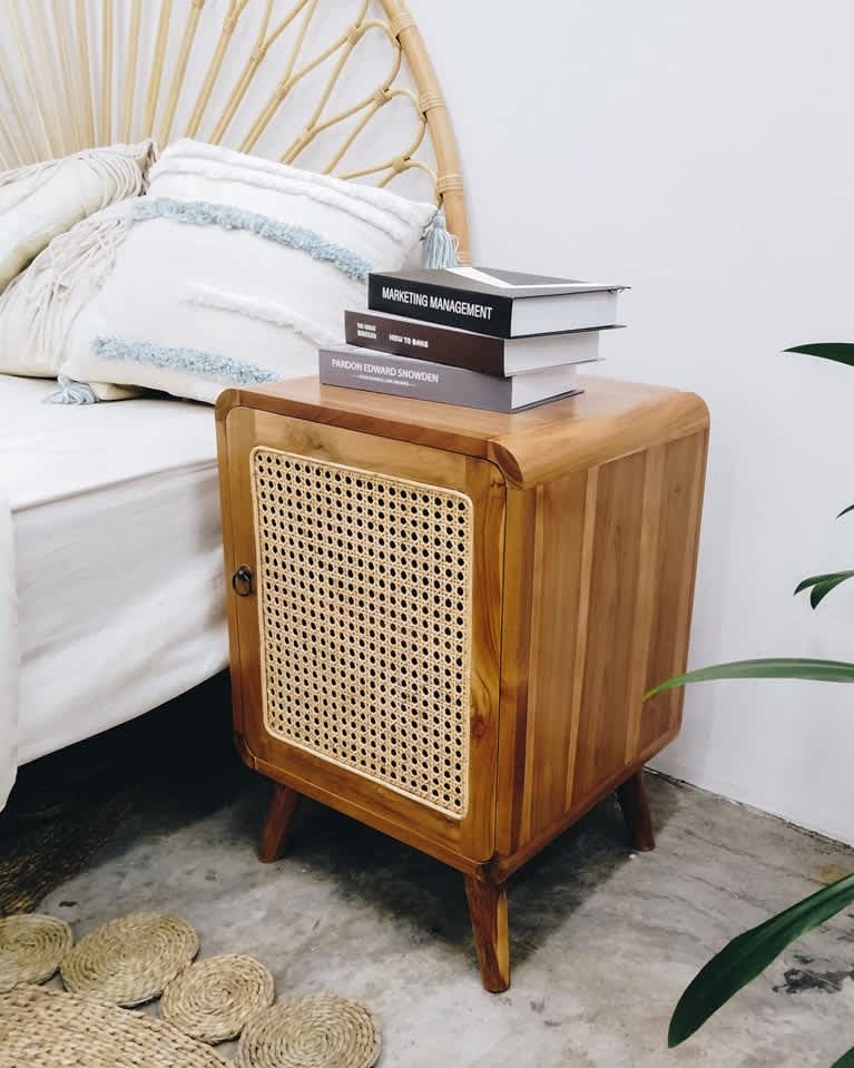 Dhamar Teak Side Table