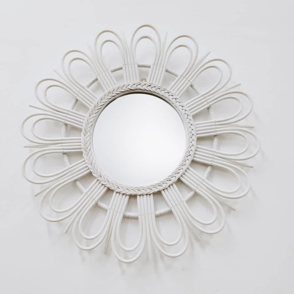 Synthetic Wall Mirror 18