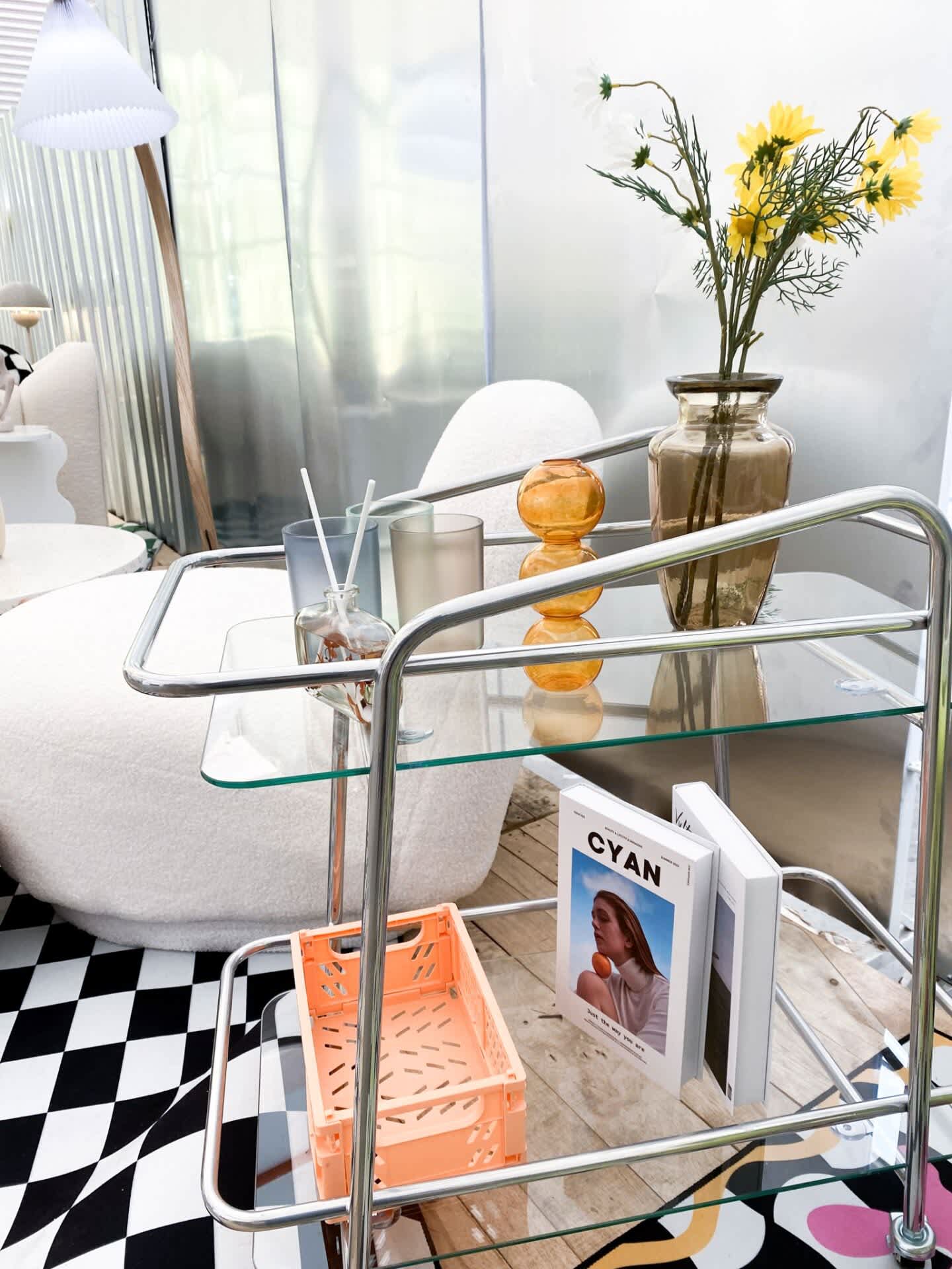 Curated 20 - Decor cart