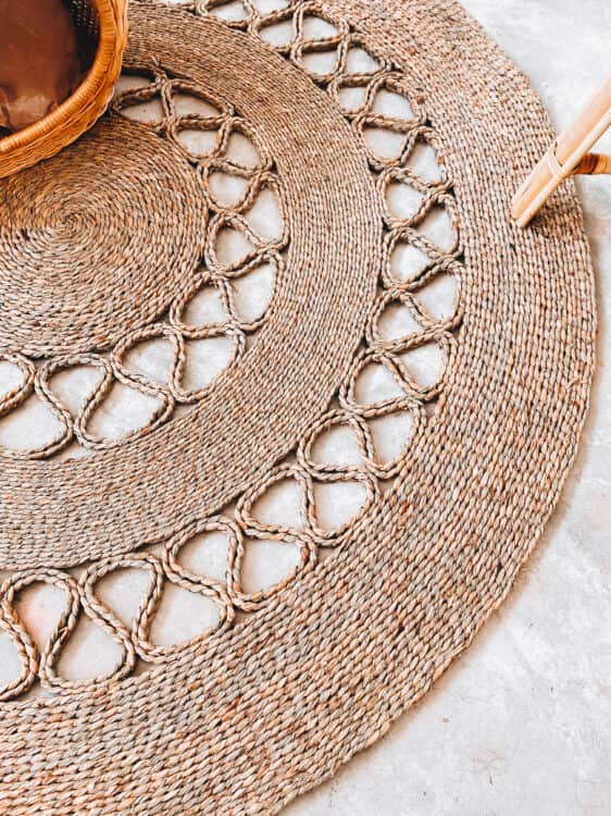 Round Classic Jute Rug