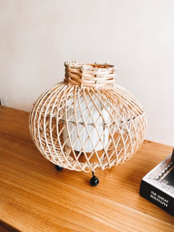 Dasni Rattan Side Table Lamp Booming Plus