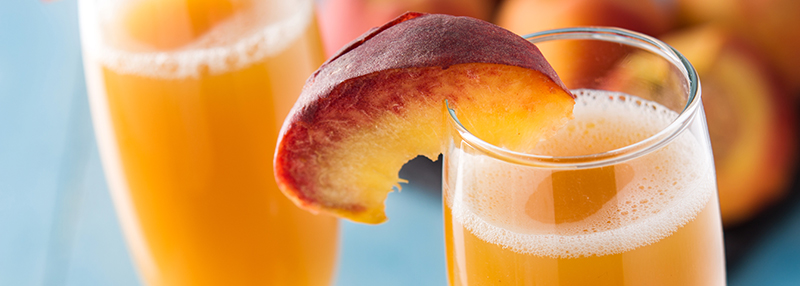 Bellini sparkling cocktail