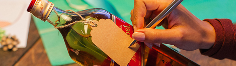 Verras iemand met een whisky cadeau