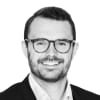 En profilbild av fastighetsmäklare Joel Wikström