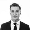 En profilbild av fastighetsmäklare Robin Lindqvist