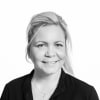 En profilbild av fastighetsmäklare Mathilda Hansson