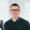 En profilbild av fastighetsmäklare Bo-Gunnar Samuelsson