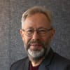 En profilbild av fastighetsmäklare Bo Andersson