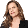 En profilbild av fastighetsmäklare Martina Hultkrantz