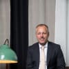 En profilbild av fastighetsmäklare Hans Moberg