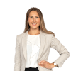 En profilbild av fastighetsmäklare Lovisa Ström