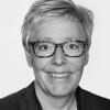 En profilbild av fastighetsmäklare Erica Nilsson