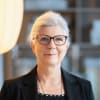 En profilbild av fastighetsmäklare Ann-Sofi Ripstrand