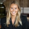 En profilbild av fastighetsmäklare Jenny Wiklund