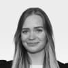 En profilbild av fastighetsmäklare Malin Ahlström