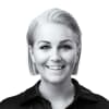 En profilbild av fastighetsmäklare Emma Lind